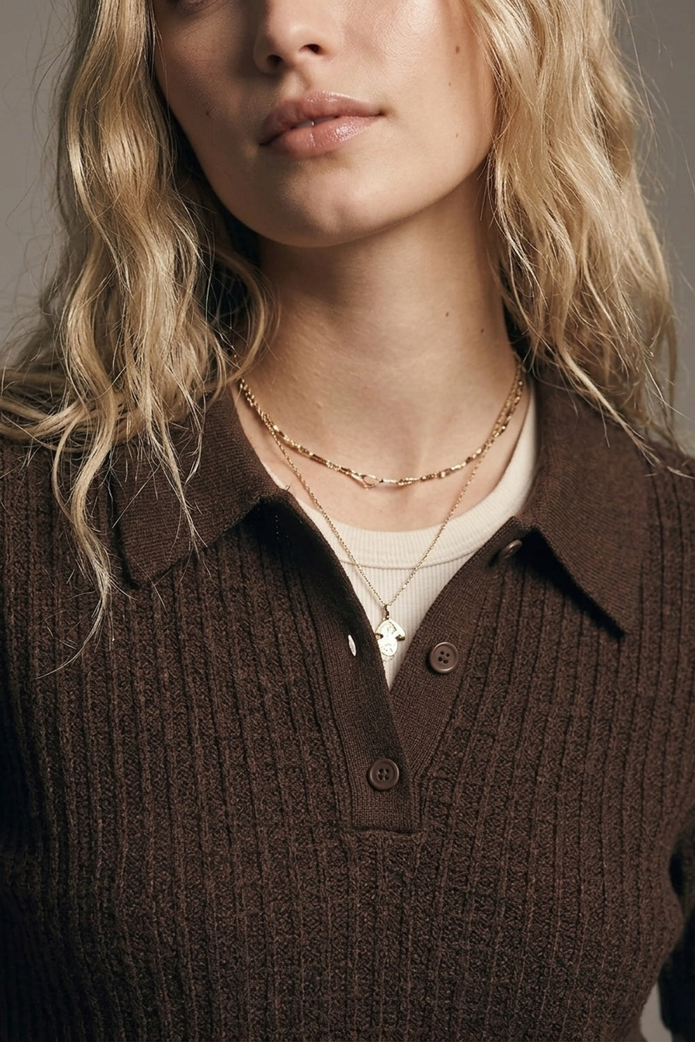 Textured Knit Polo Sweater with Short Sleeves in Brown