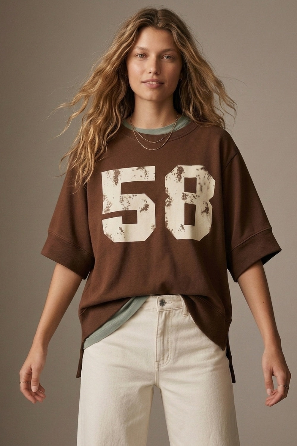 Brown Graphic number 58 sweatshirt with Short Sleeve Relaxed fit