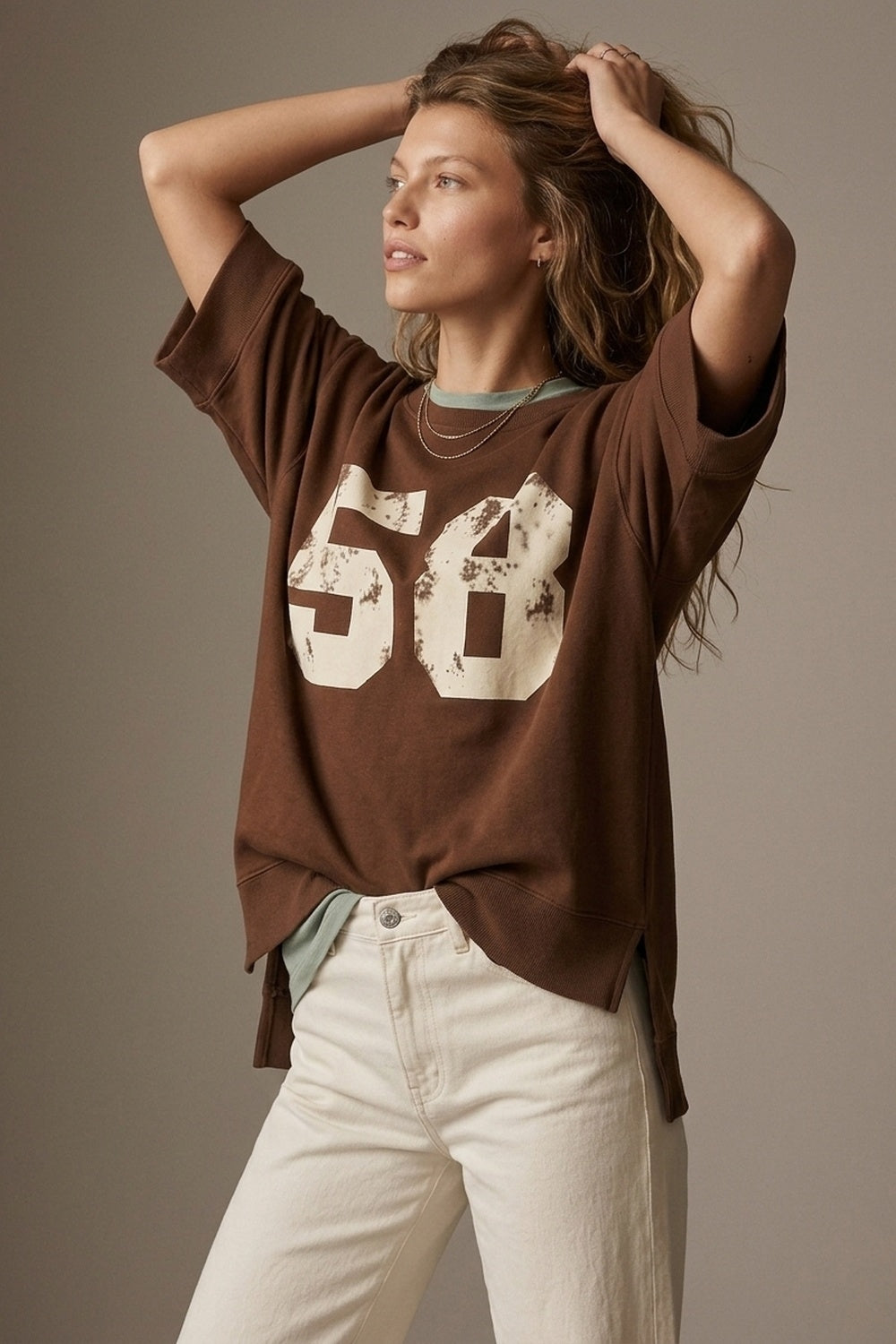 Brown Graphic number 58 sweatshirt with Short Sleeve Relaxed fit