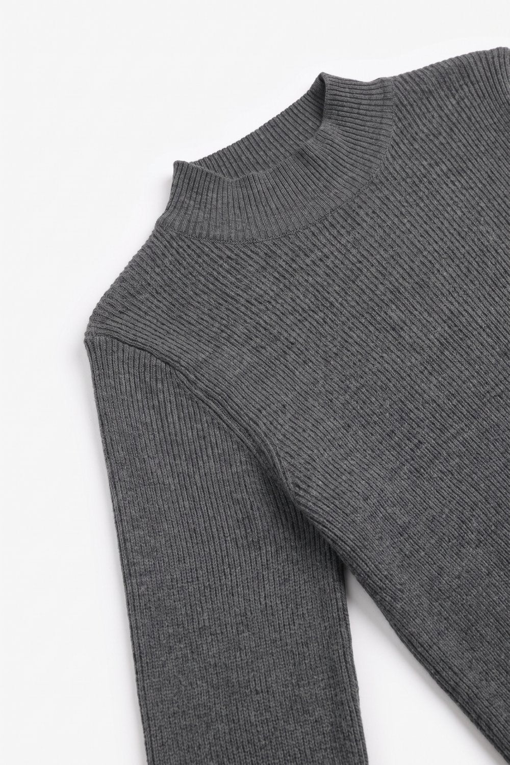 Fine Ribbed Merino Wool Sweater in grey with Mock neck - Jumpers