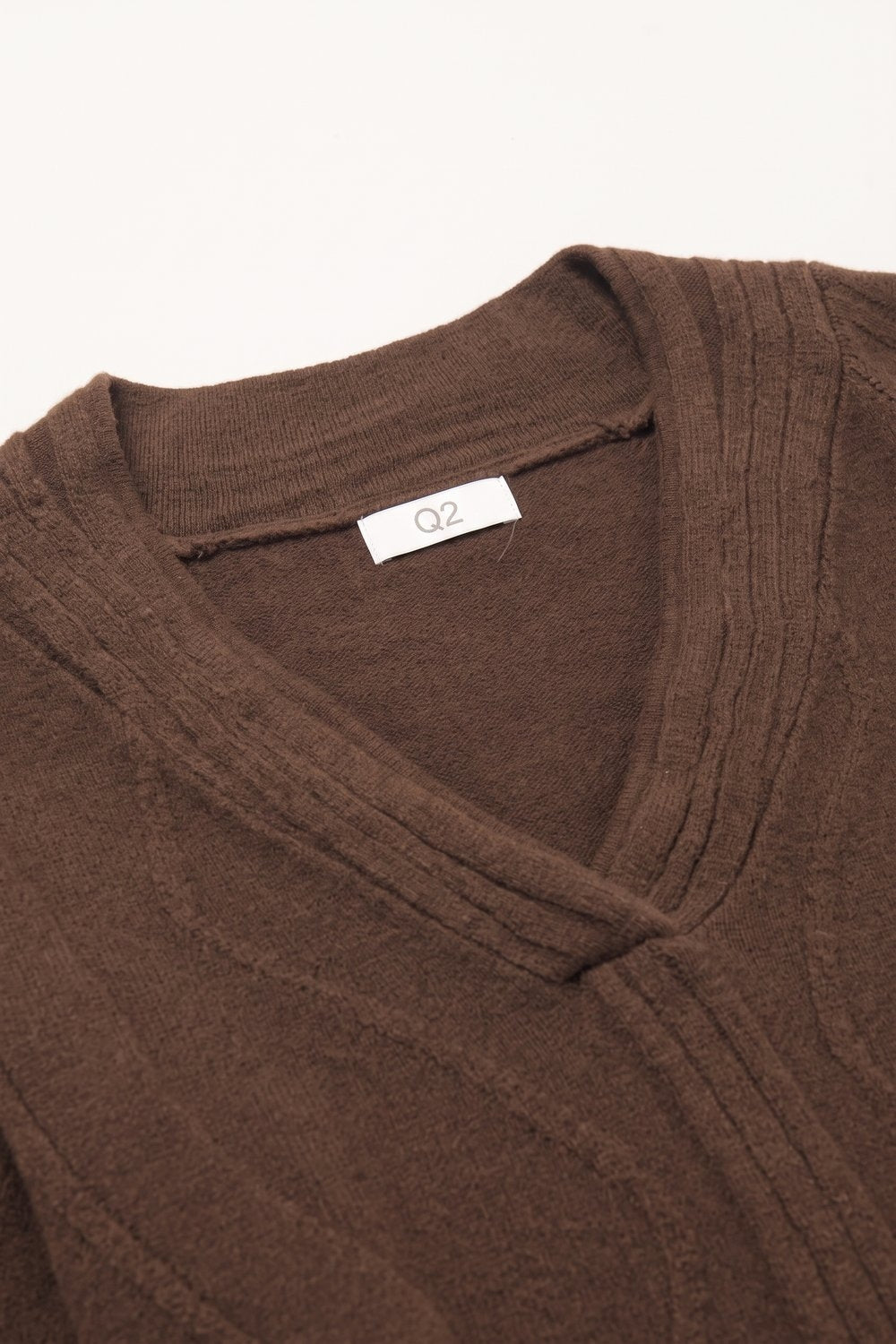 Textured Wave-Knit V-Neck Sweater in brown - Jumpers
