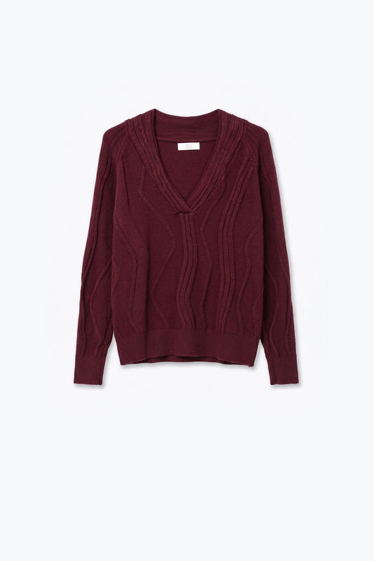 Textured Wave-Knit V-Neck Sweater in Burgundy - Jumpers