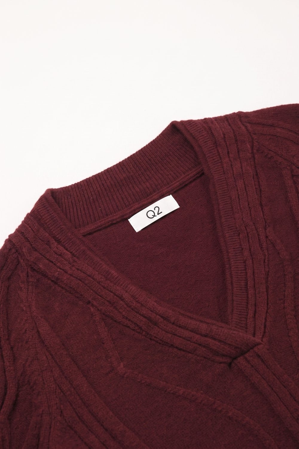 Textured Wave-Knit V-Neck Sweater in Burgundy - Jumpers
