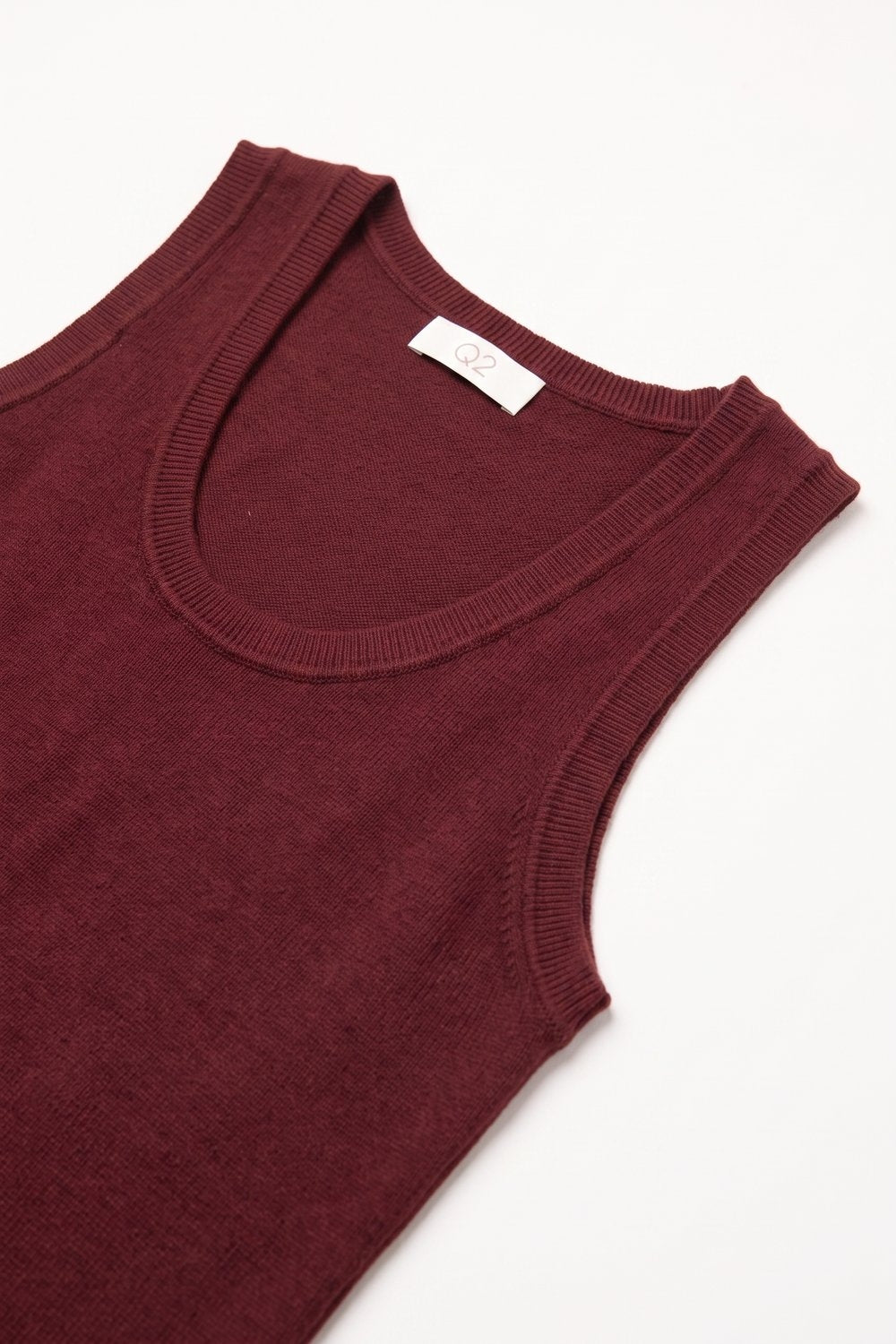 Burgundy Fine-Rib Knit Scoop Neck Sleeveless sweater with Wide Straps - Tops