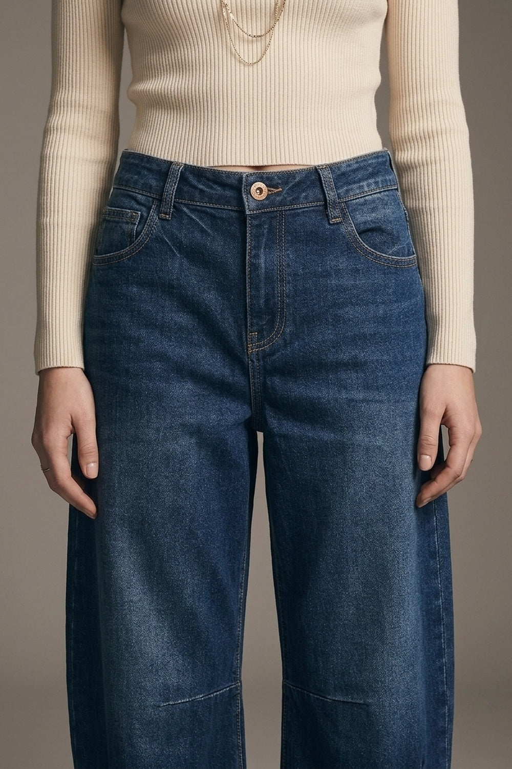 Barrel jeans with balloon-style knee seam detail - Denim