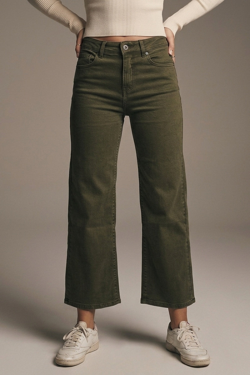 Cropped wide leg jeans in khaki - Coloured Jeans