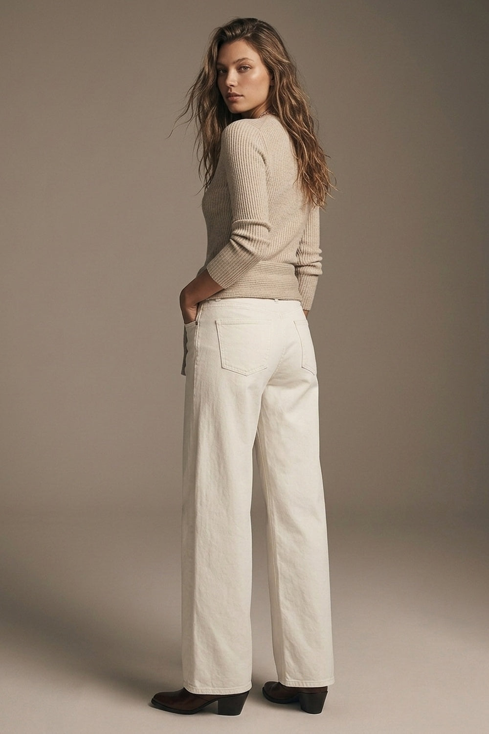 Extra wide leg trousers in cream color - Coloured Jeans