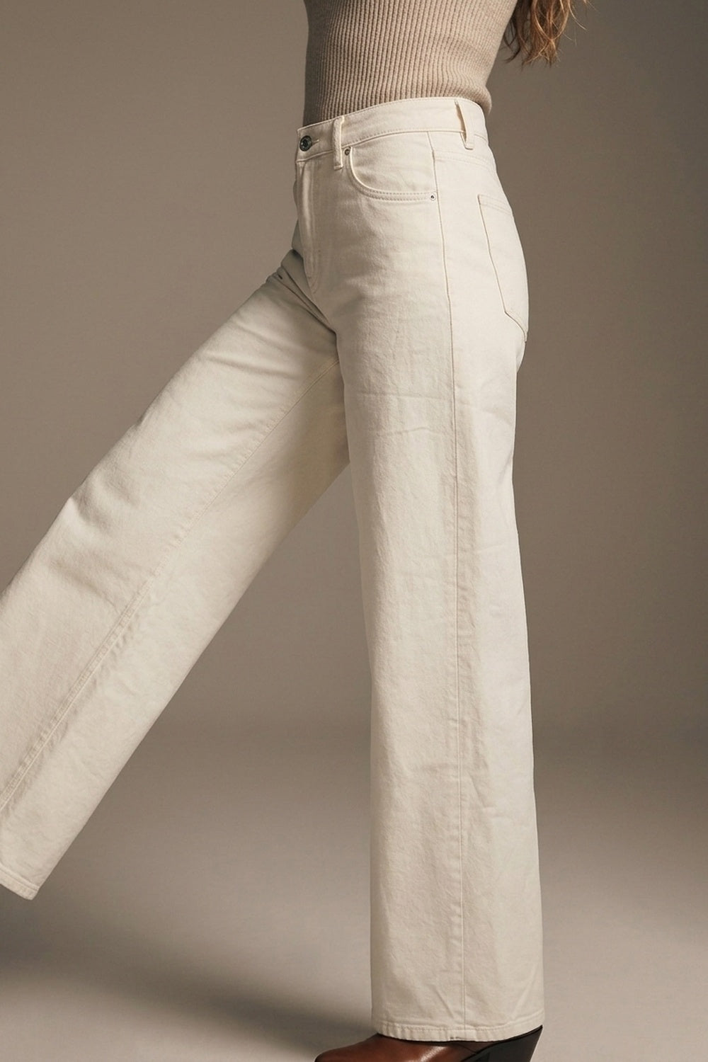 Extra wide leg trousers in cream color - Coloured Jeans