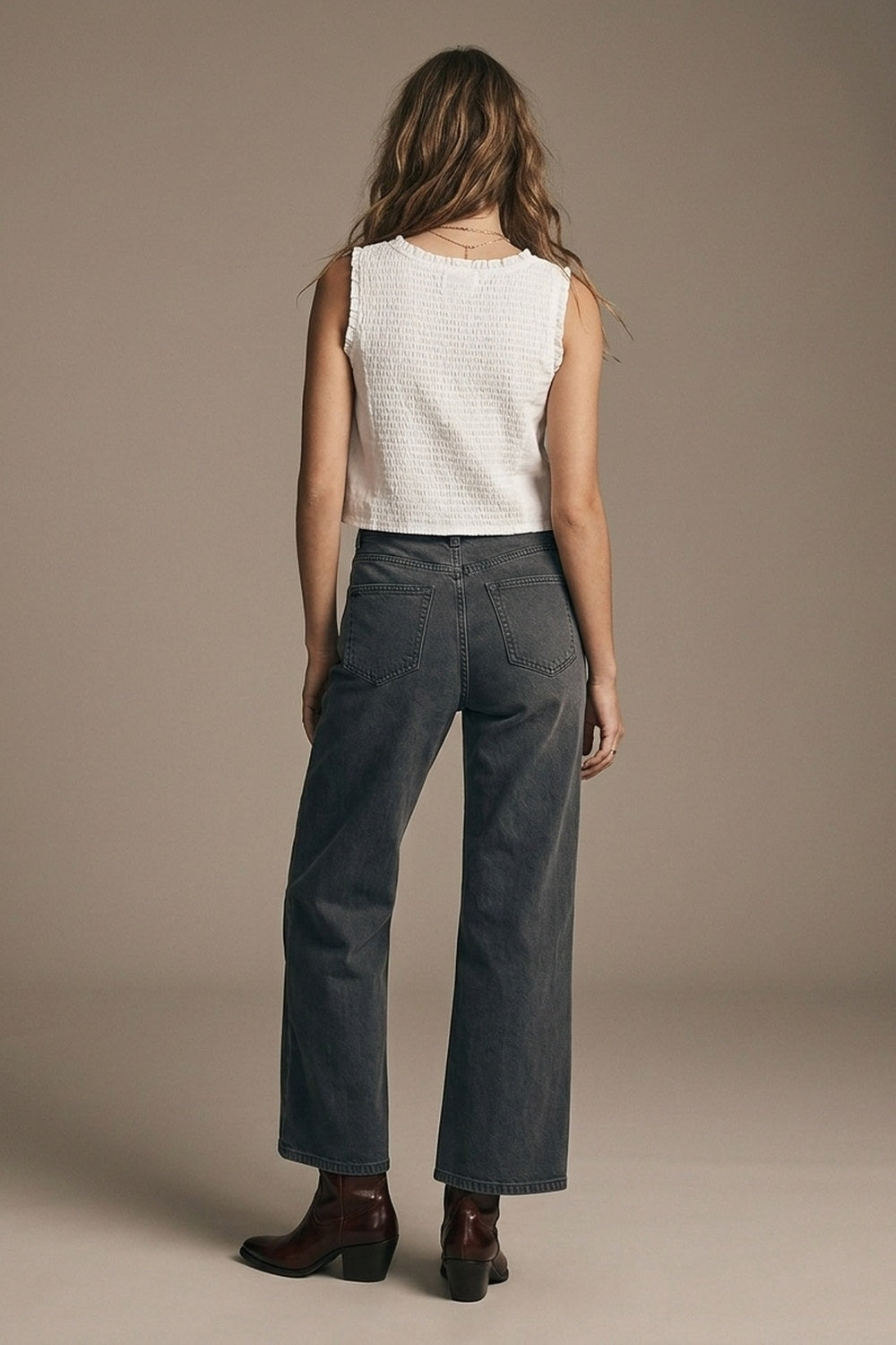 Cropped wide leg jeans in gray