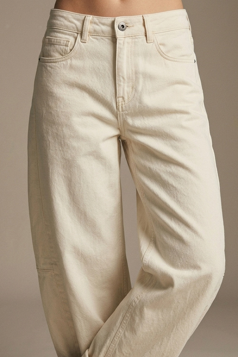 Trendy Cream Barrel Balloon Jeans with Pockets