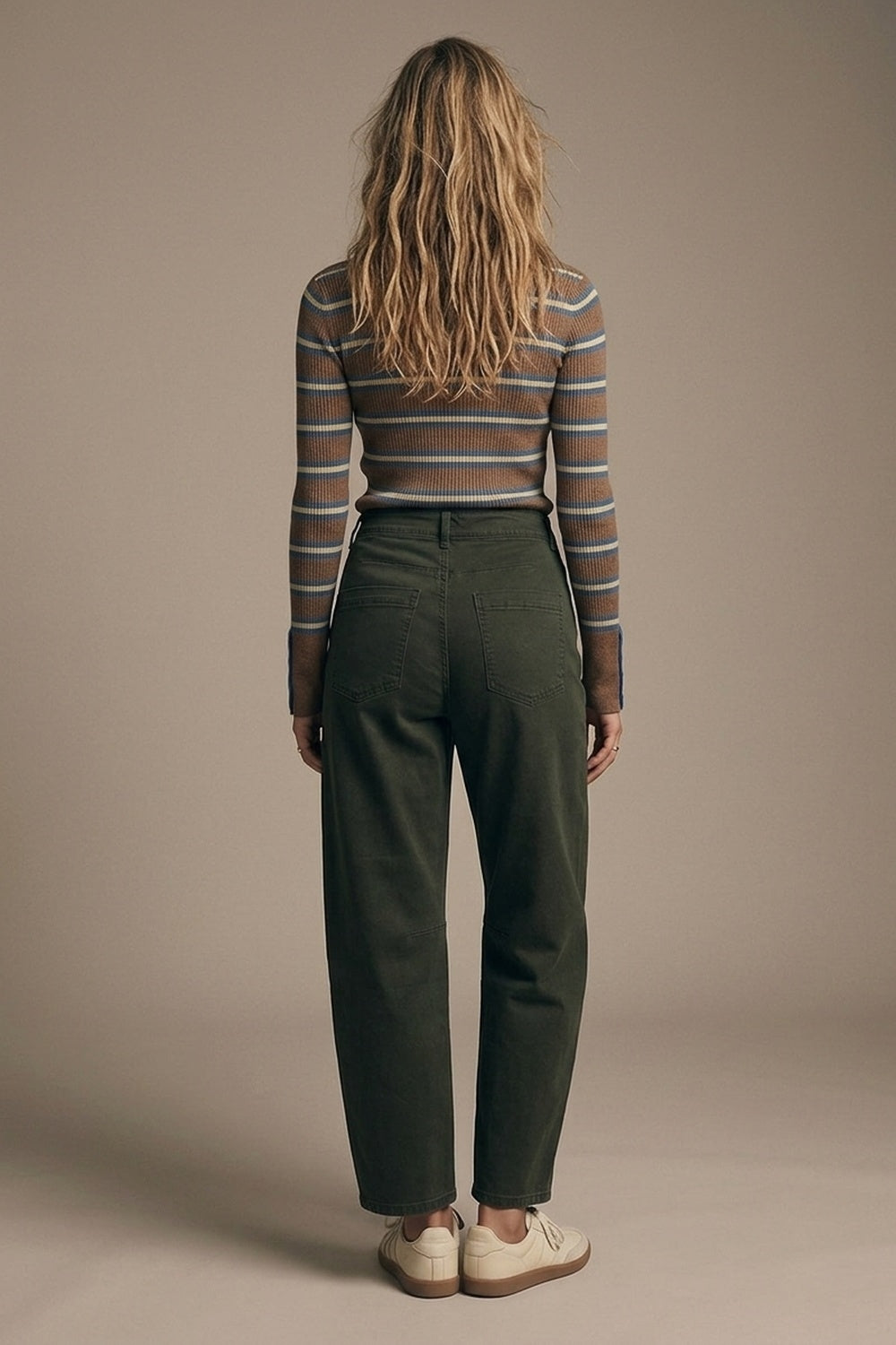 Comfortable stretch jeans with barrel leg in dark green - Jeans