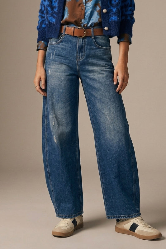 jeans with two side seams and balloon effect - Jeans