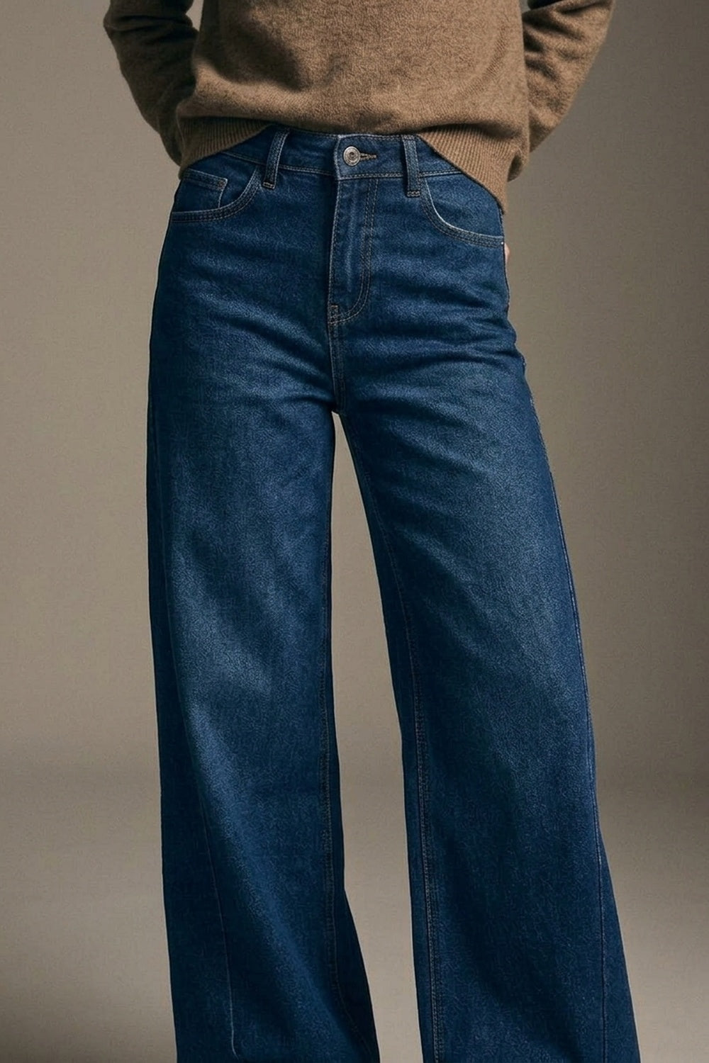 Dark wash Blue Jeans with extra wide leg - Jeans