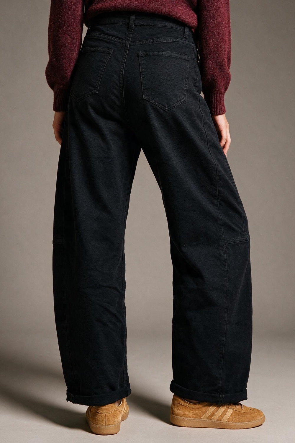 black Wide-Leg Pants in Barrel Style with side seam - trousers