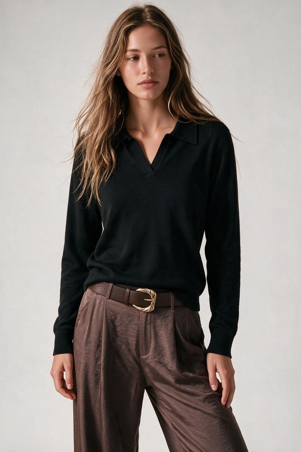 Black Knitted polo collar with V-neckline no button placket - Polos