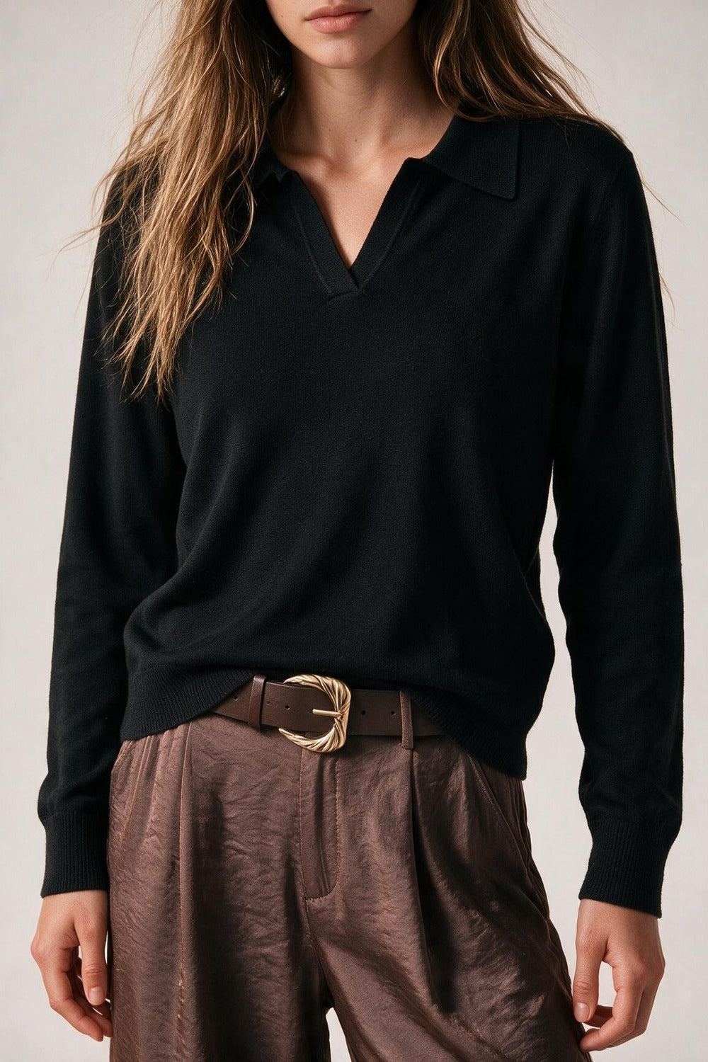 Black Knitted polo collar with V-neckline no button placket - Polos