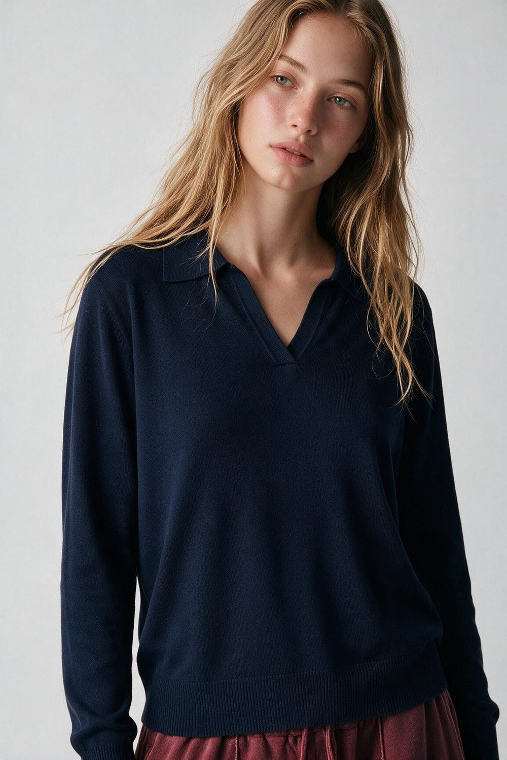 Navy Knitted polo collar with V-neckline no button placket - Polos
