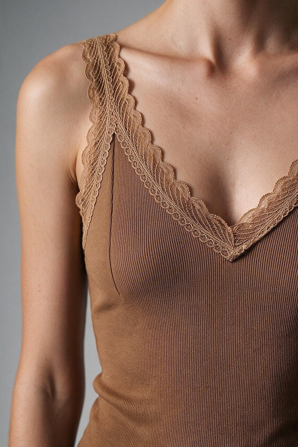 Fine-Knit Camisole with Contrast Lace Trim in camel - Tops