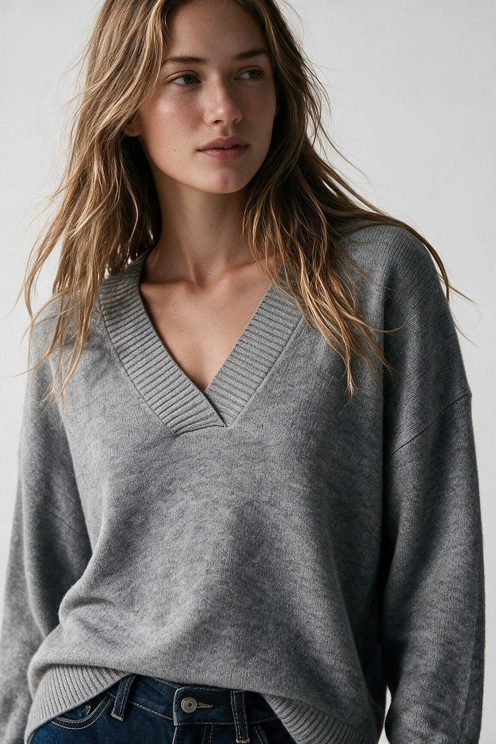 grey warm Knit wide V-Neck sweater - Jumpers