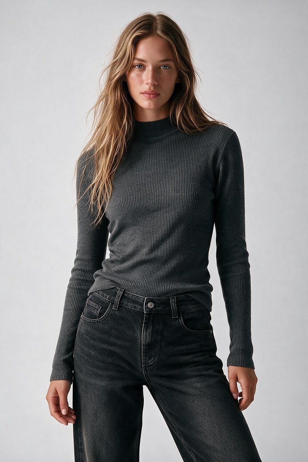 Fine Ribbed Merino Wool Sweater in grey with Mock neck - Jumpers