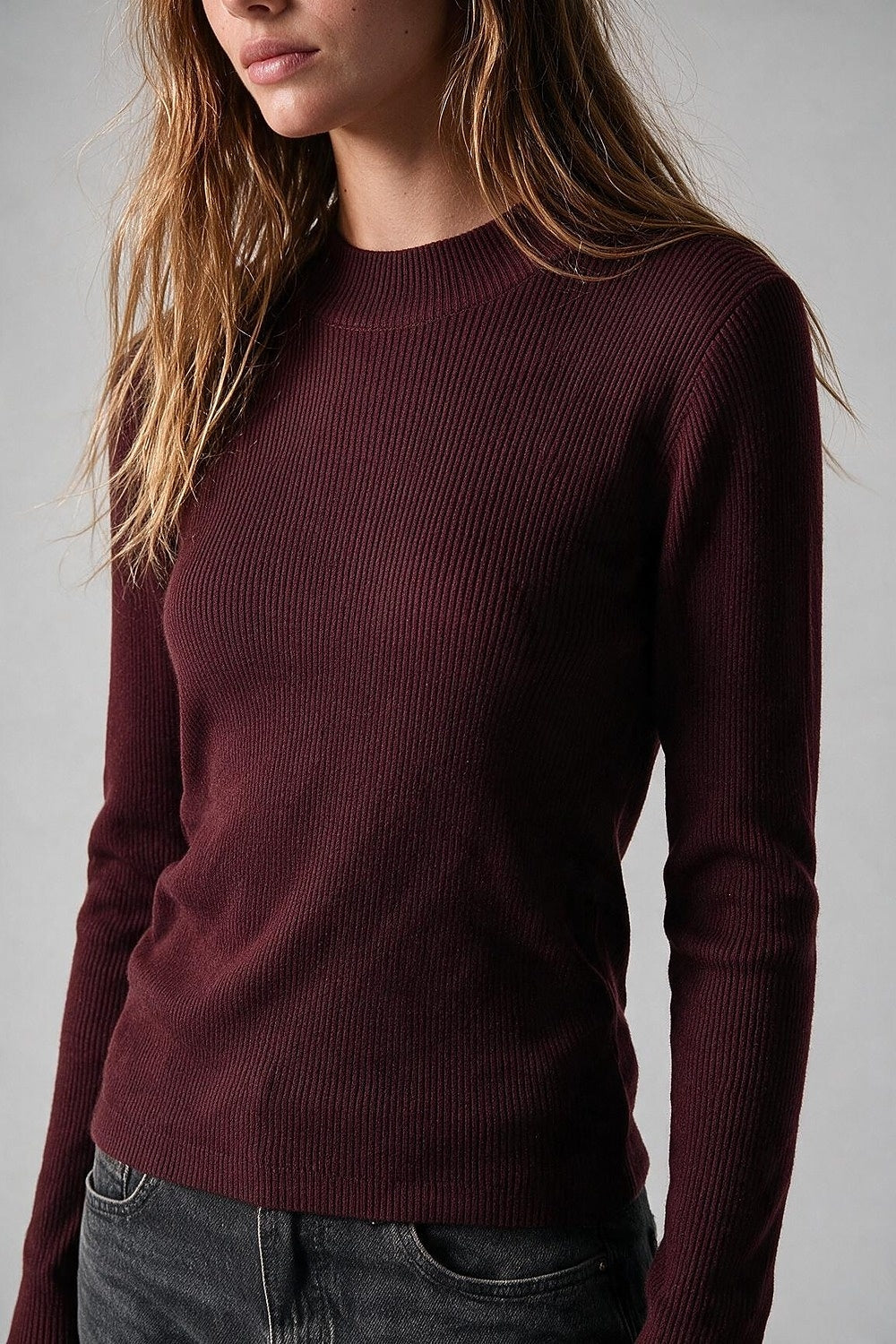 Fine Ribbed Merino Wool Sweater in Burgundy with Mock neck - Jumpers