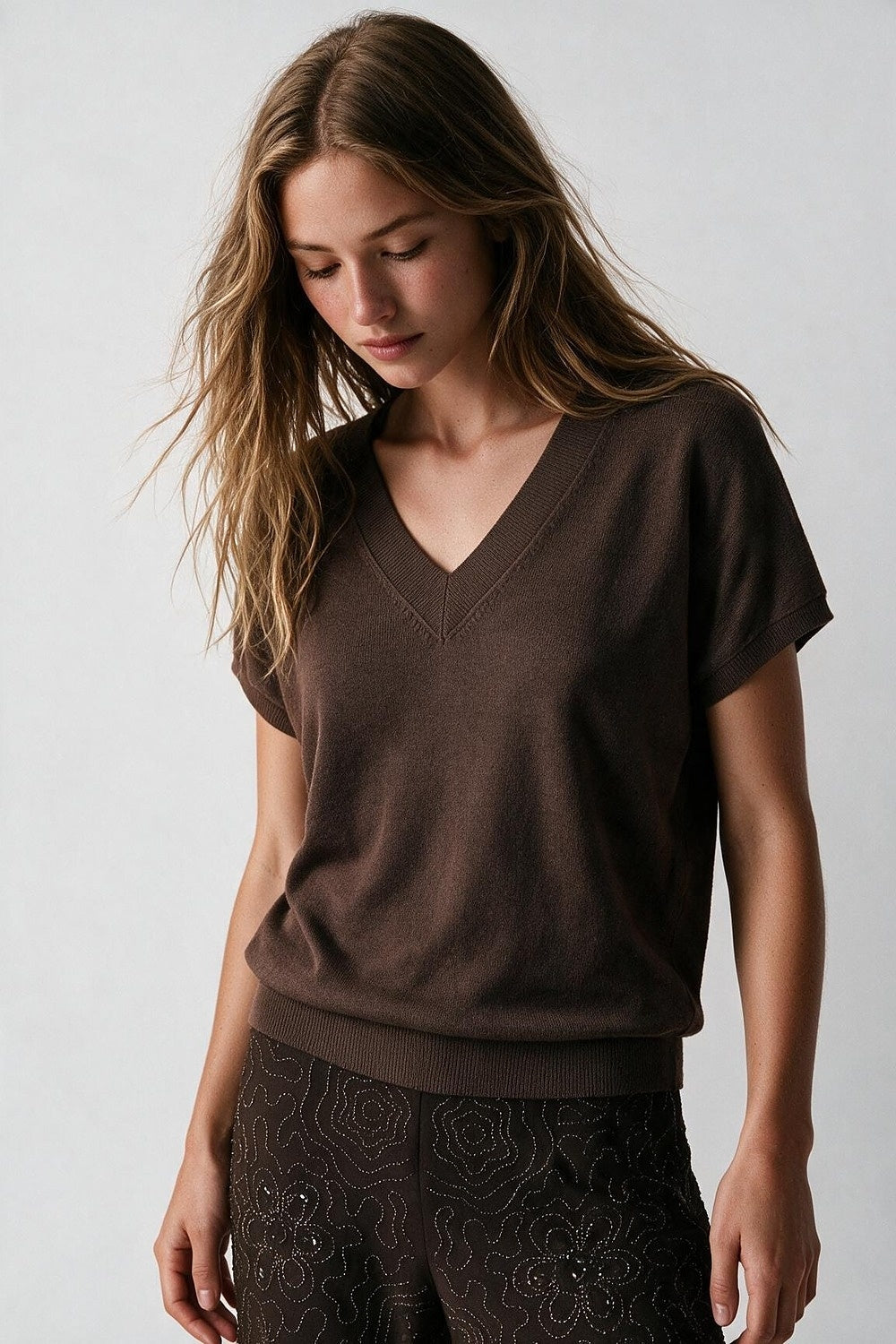 Brown Fine-Knit V-Neck Sweater with Short Dolman Drop-Shoulder Sleeves - Tops