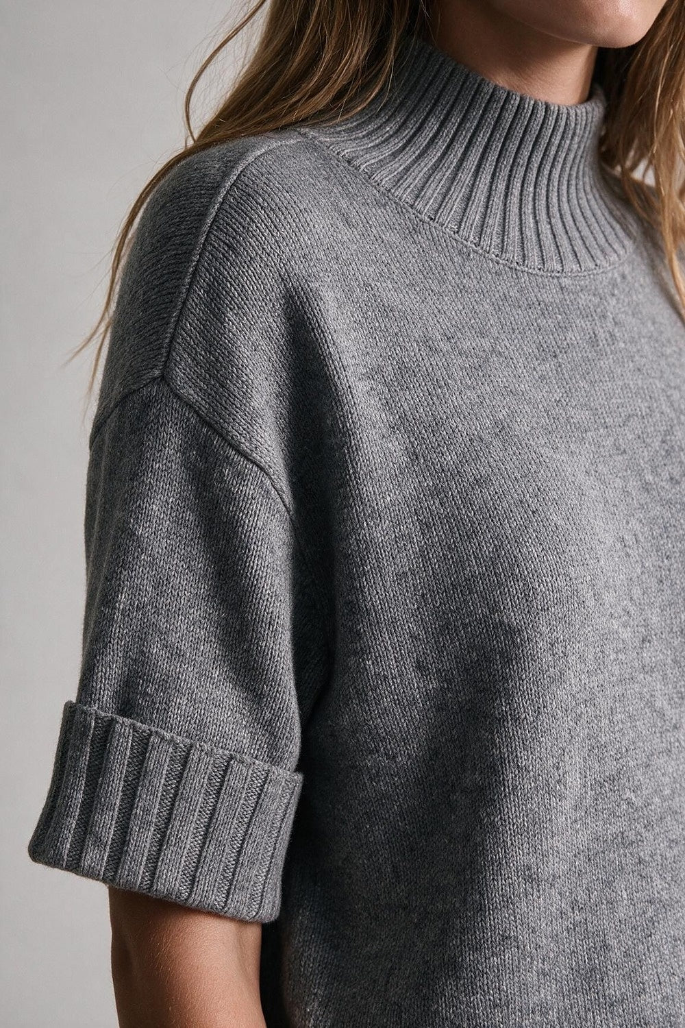 Grey chunky Ribbed knit Mock neck Sweater with elbow-length sleeve - Jumpers