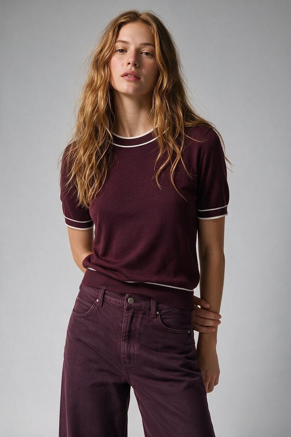 Burgundy Fine Knit Contrast Trim Crew Neck Short Sleeve sweater - Tops