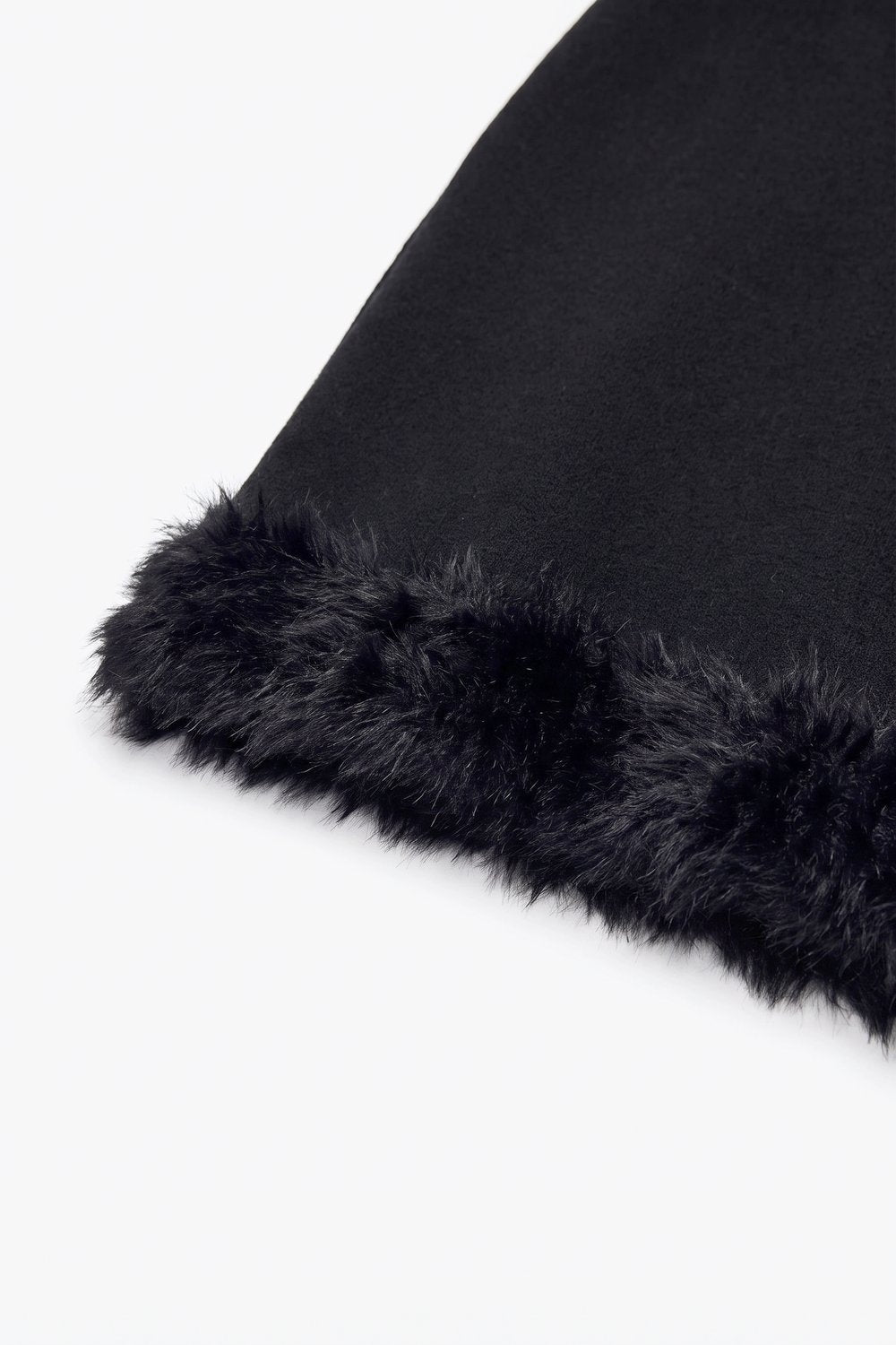 Black Soft Knit Faux Fur Hem Short Sleeve Sweater - Tops
