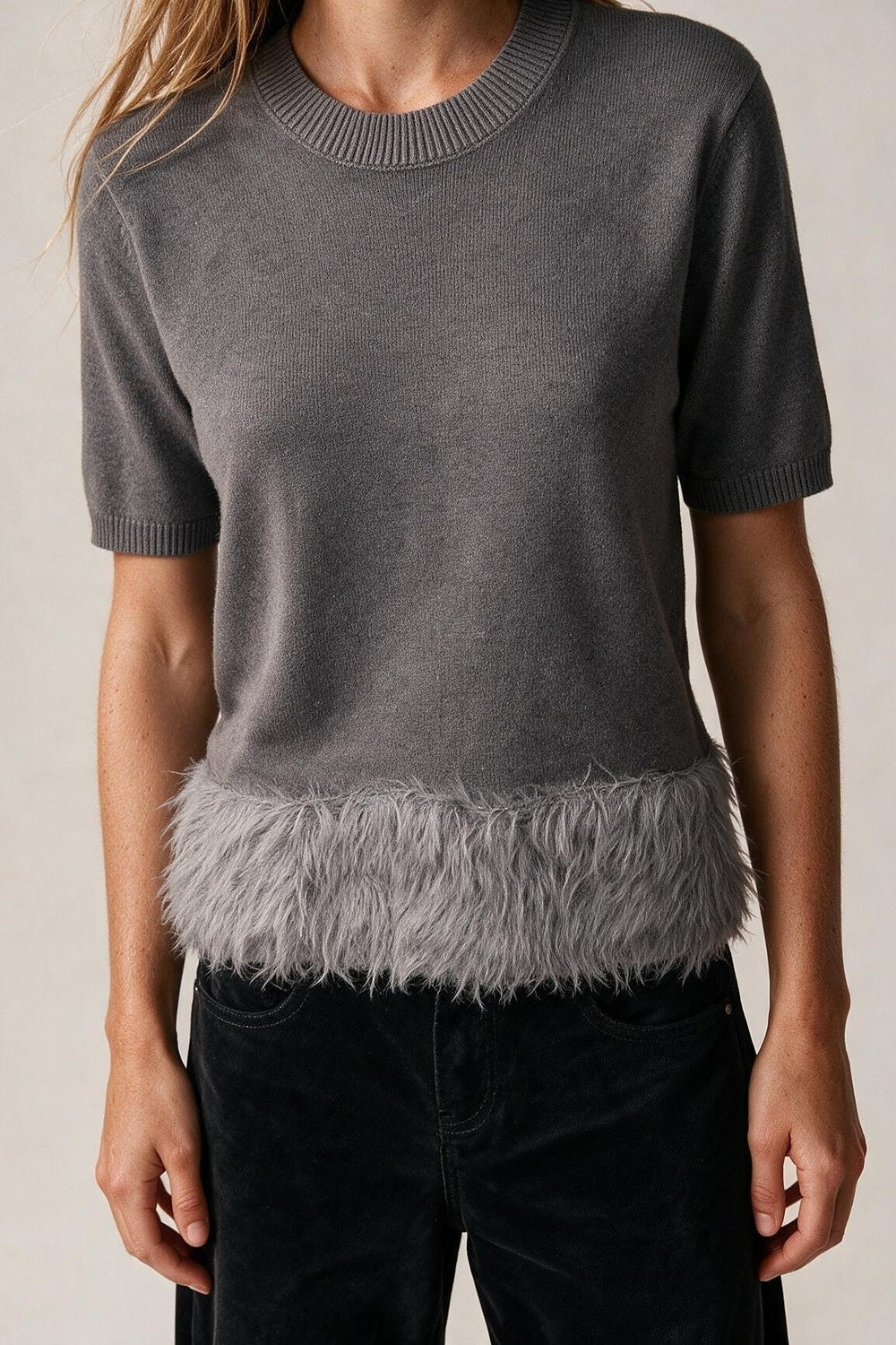 Grey Fine Knit Feather Hem Short Sleeve Sweater - Tops