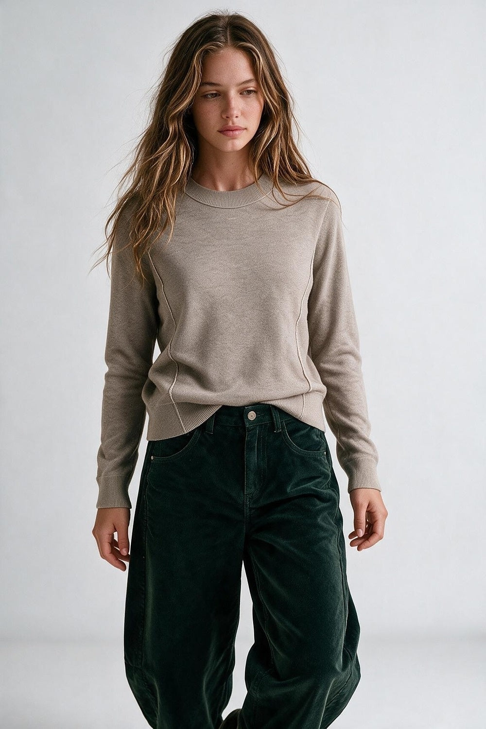 Merino Wool Blend Fine Knit longo sleeves Ribbed Trim Sweater in Fango - Jumpers