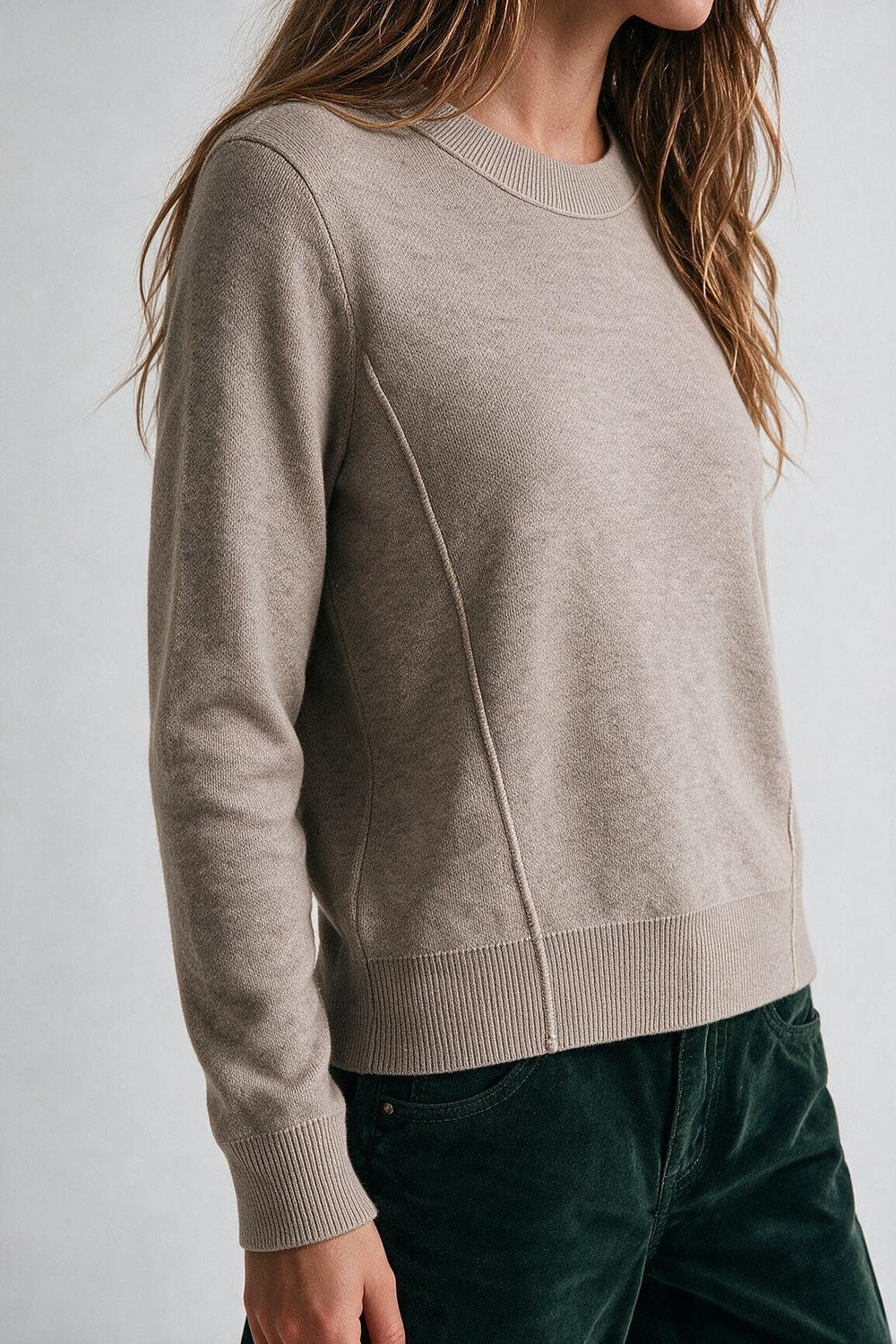 Merino Wool Blend Fine Knit longo sleeves Ribbed Trim Sweater in Fango - Jumpers