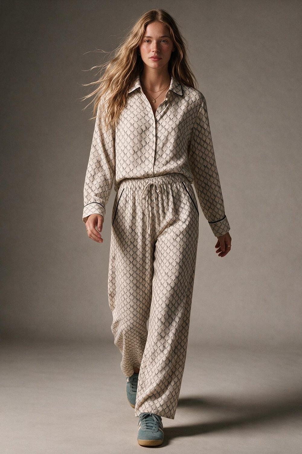 Cream horse Print Quilted Drawstring Wide Leg Pants - trousers