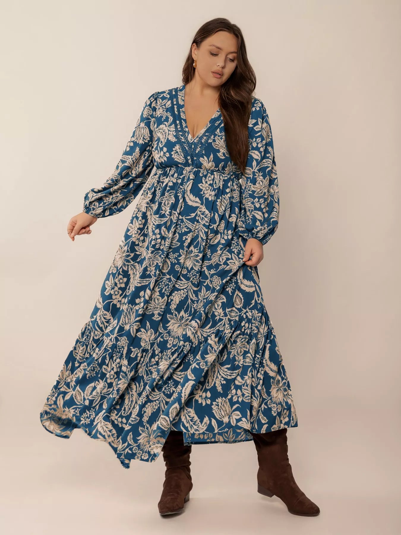 Plus Size Boho Floral Print Long Sleeve Maxi Dress -