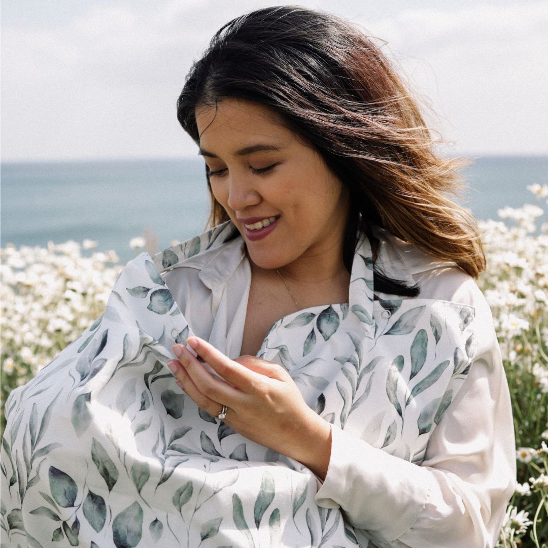 Feeding & Pumping Privacy Cover - Waterleaves - Nursing Covers