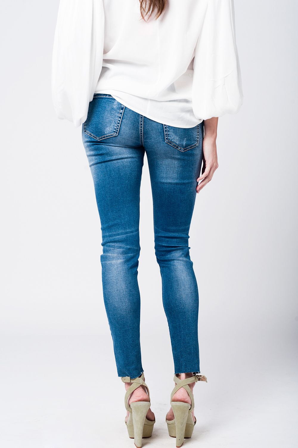 Skinny rip jeans with embroidered patches - Denim