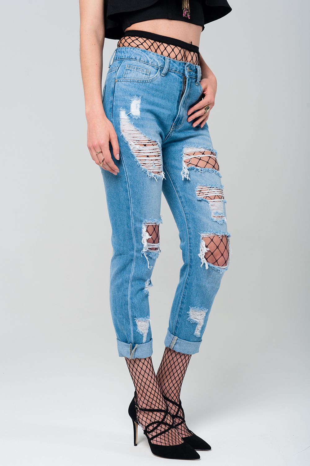 Ripped mom jeans with fishnet tights - Denim