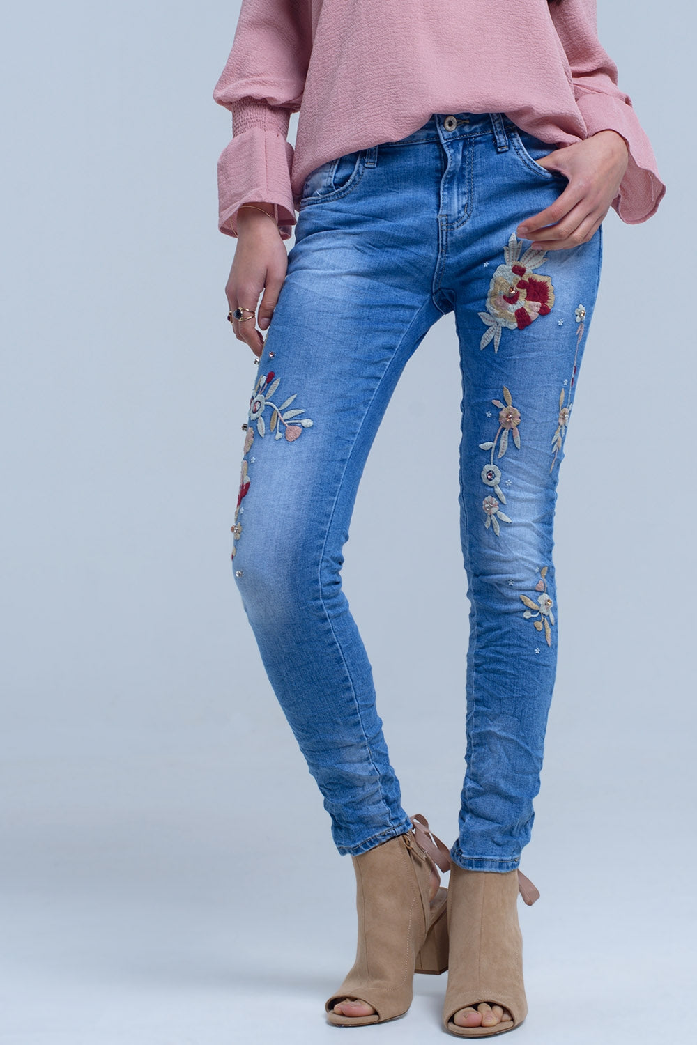 Jeans with floral embroidery - Denim