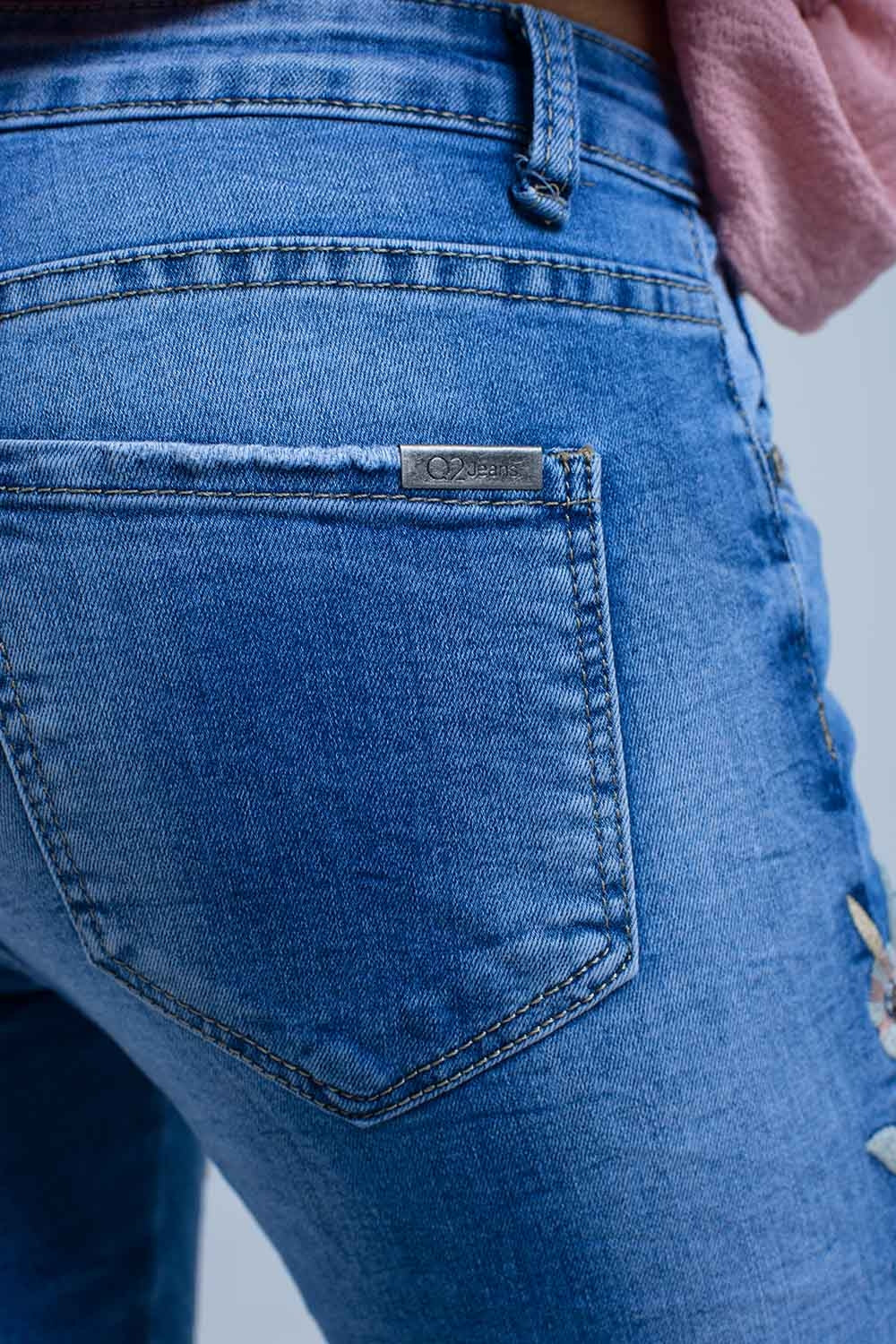 Jeans with floral embroidery - Denim