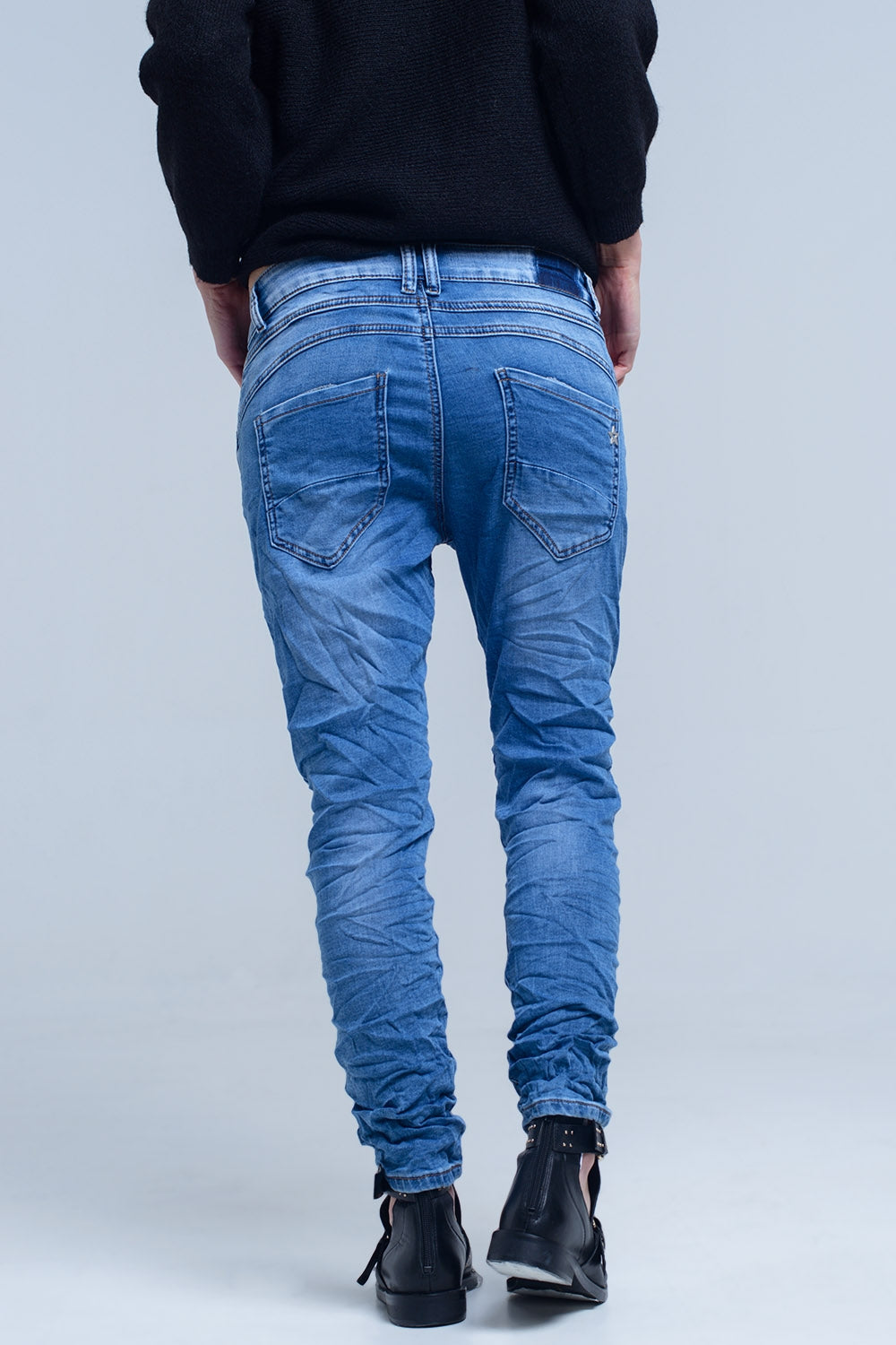 Boyfriend jean with zip pocket detail - Denim