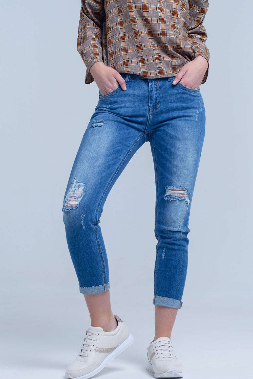 Jean skinny with rips on the legs