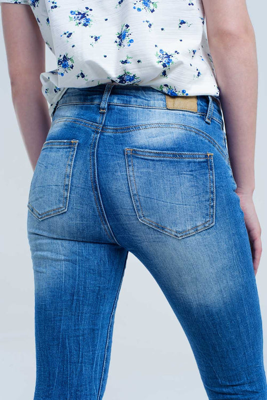 skinny jeans with worn color and wrinkles - Denim