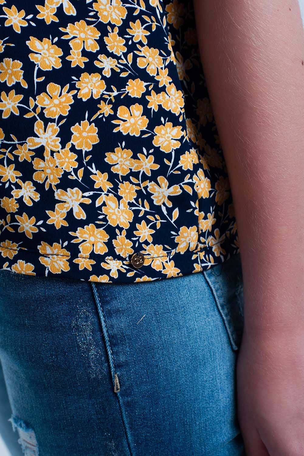 Shirt with yellow flowers print - Shirts