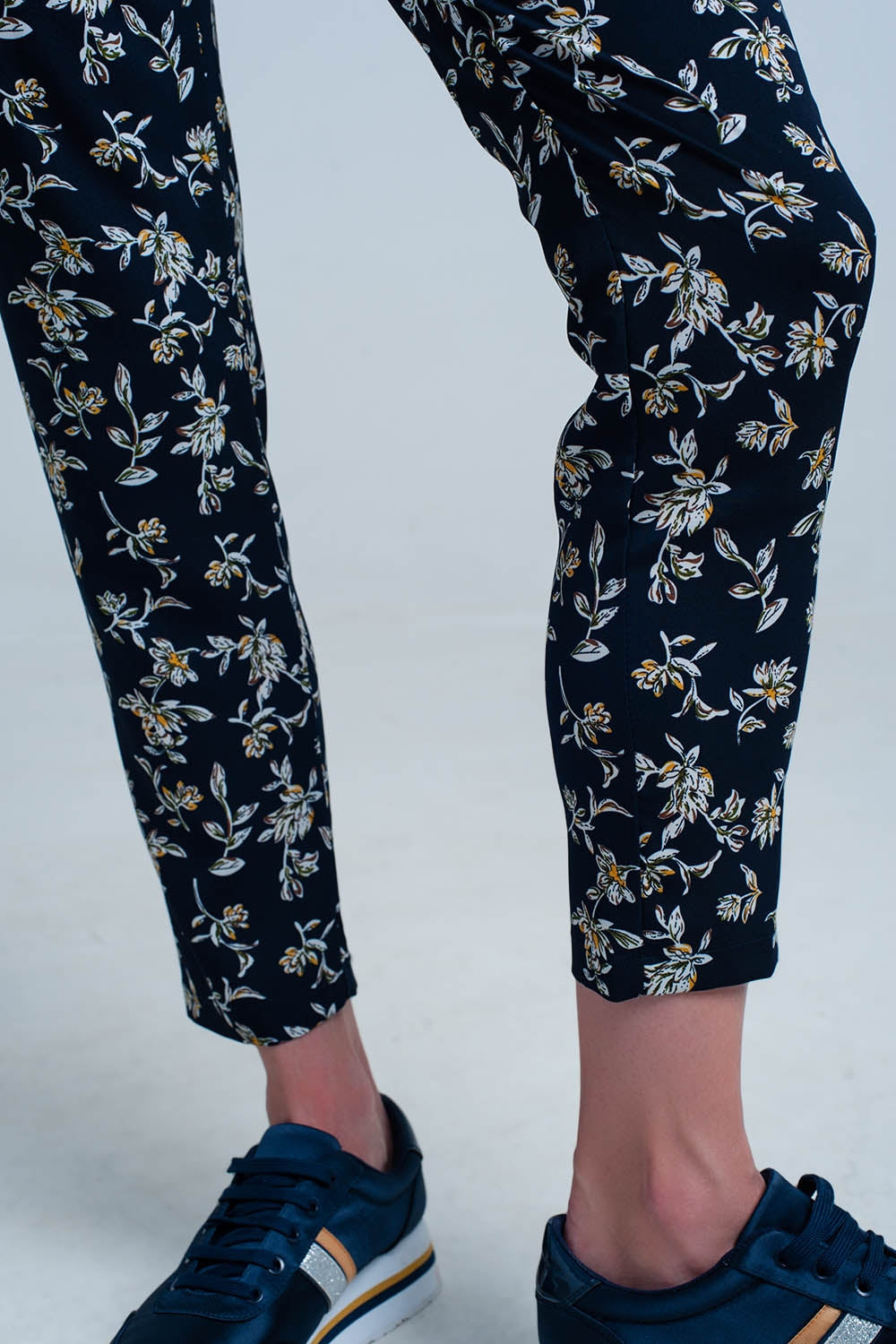 Navy floral pants with a belt - trousers