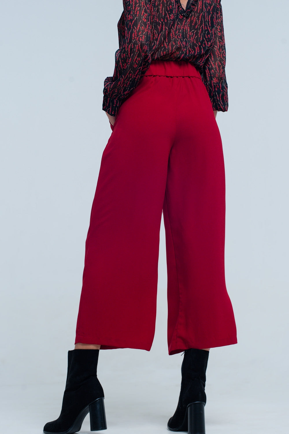 Red wide leg culottes with belt detail - trousers