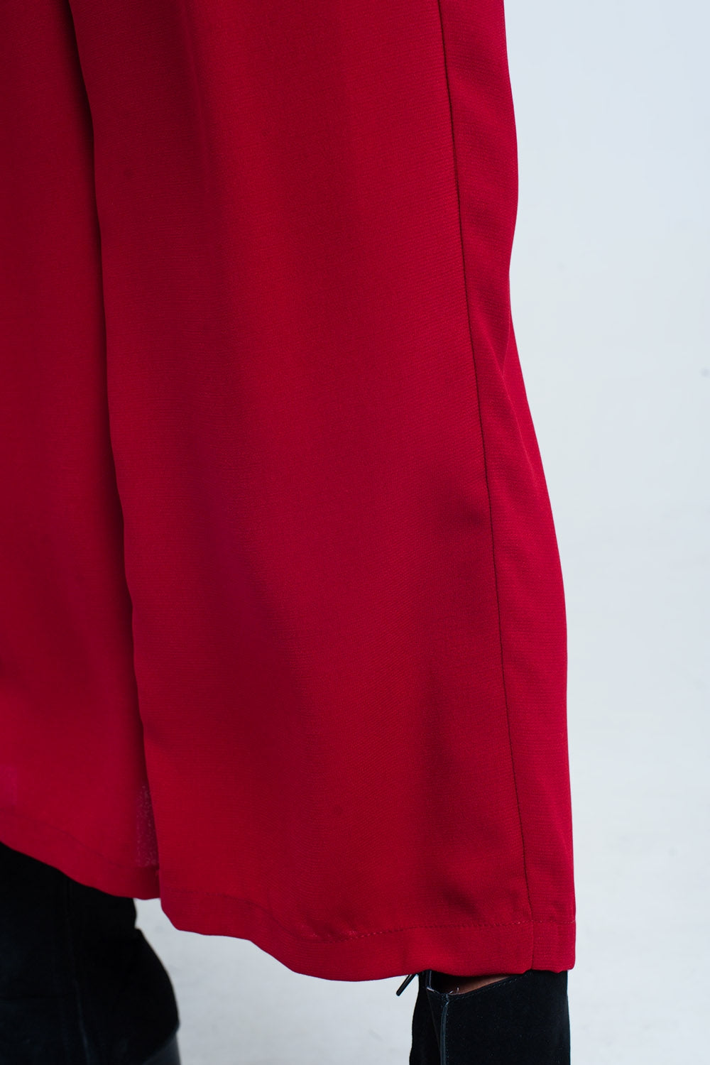 Red wide leg culottes with belt detail - trousers