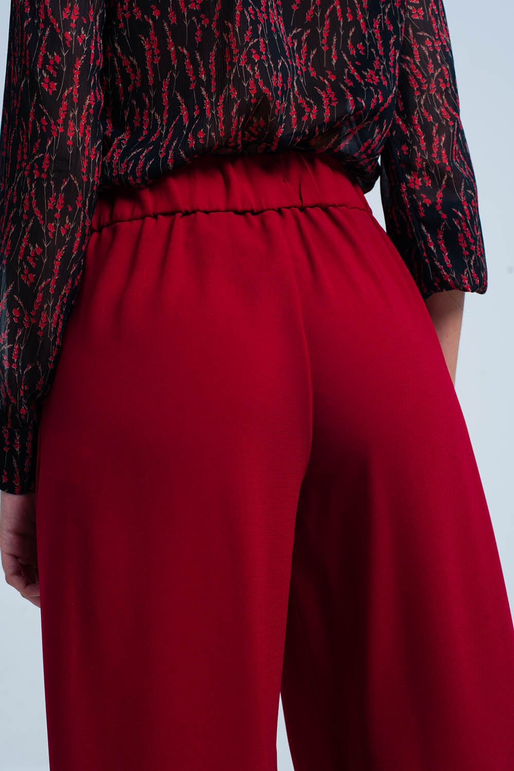 Red wide leg culottes with belt detail - trousers