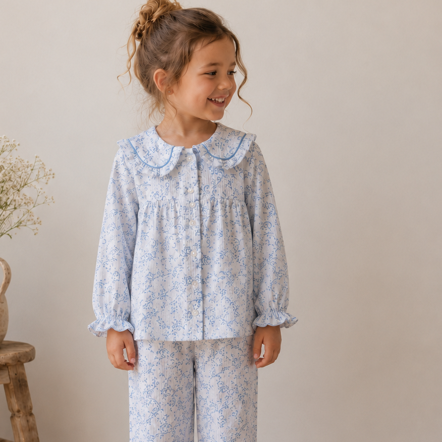 Pyjama en mousseline biologique à motif cachemire bleu
