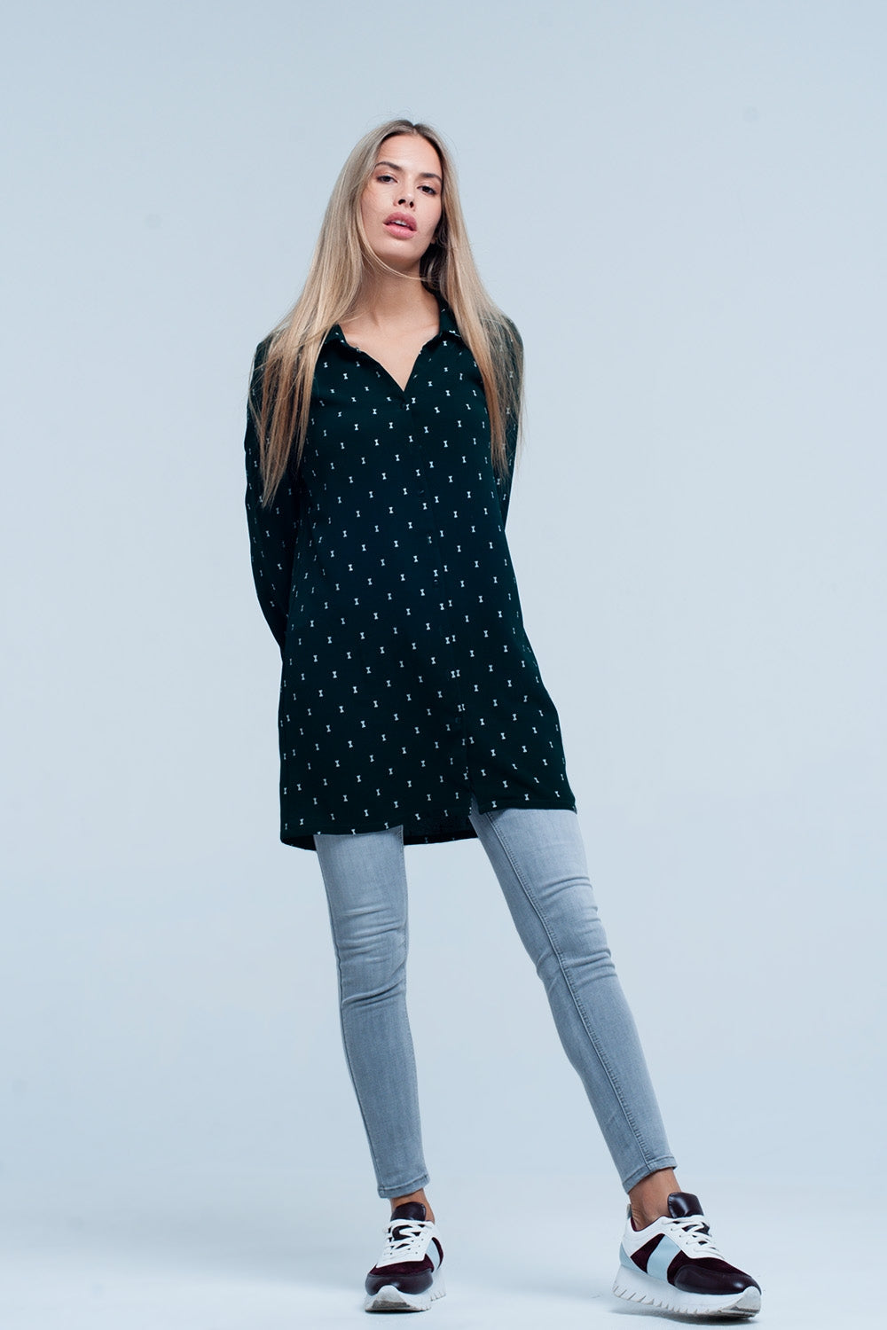 Green longline shirt with silver ribbon pattern - Shirts