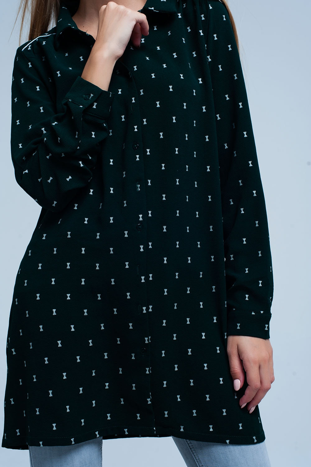 Green longline shirt with silver ribbon pattern - Shirts